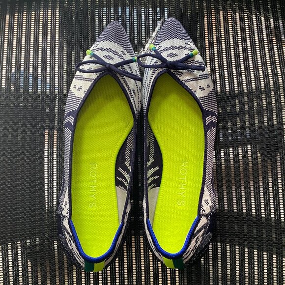Rothy's Botanical Navy Bow Point - Size 7.5 - Picture 2 of 5